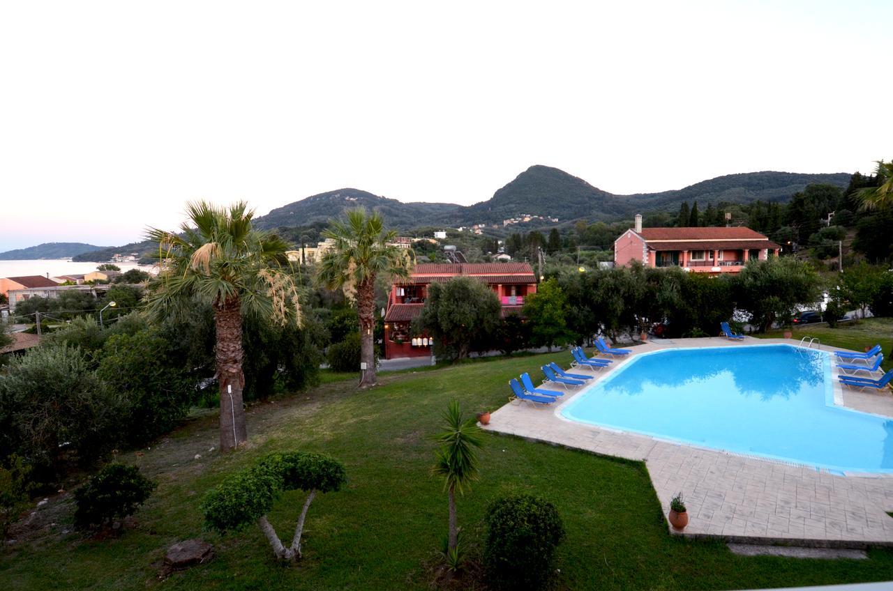 Stefanos Resort Mesongí Exterior foto